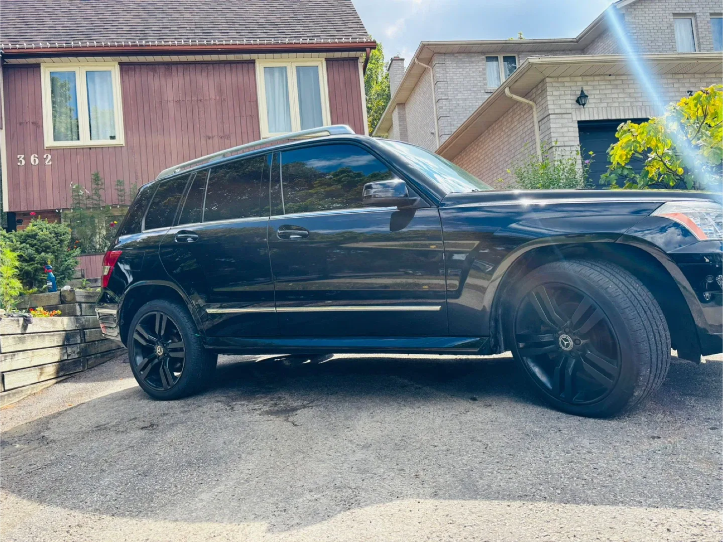 Mercedes-Benz GLK 350 Black SUV image indicator(3)