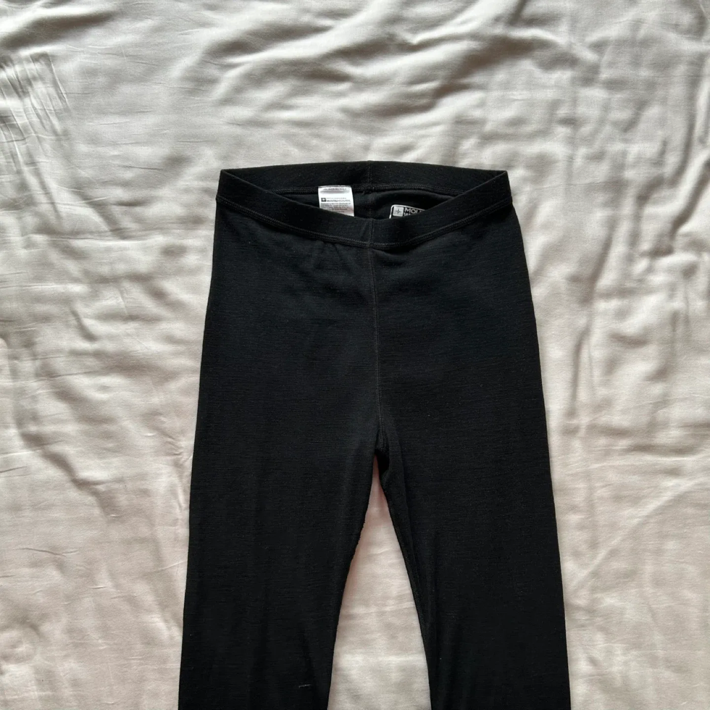 New Mountain Warehouse merino base layer bottoms - size 2 image indicator(3)