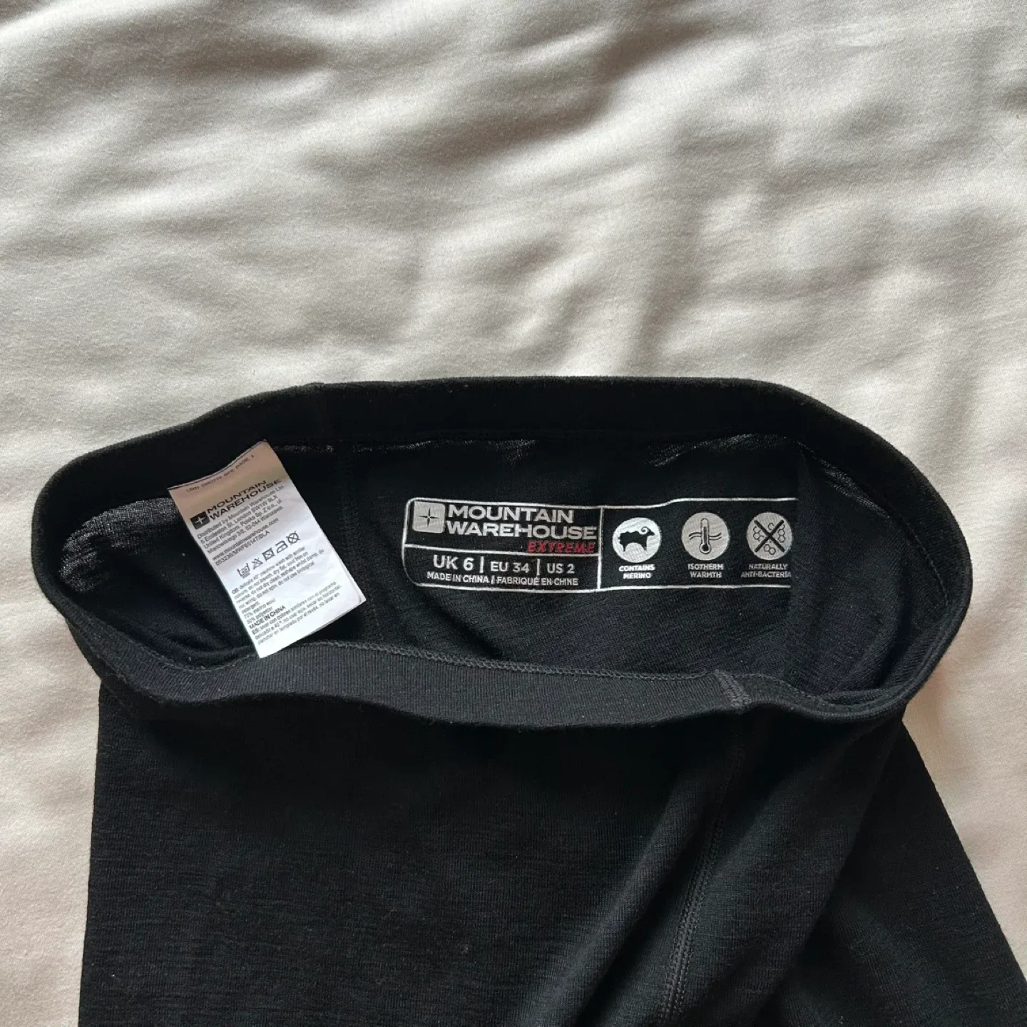 New Mountain Warehouse merino base layer bottoms - size 2 image indicator(4)