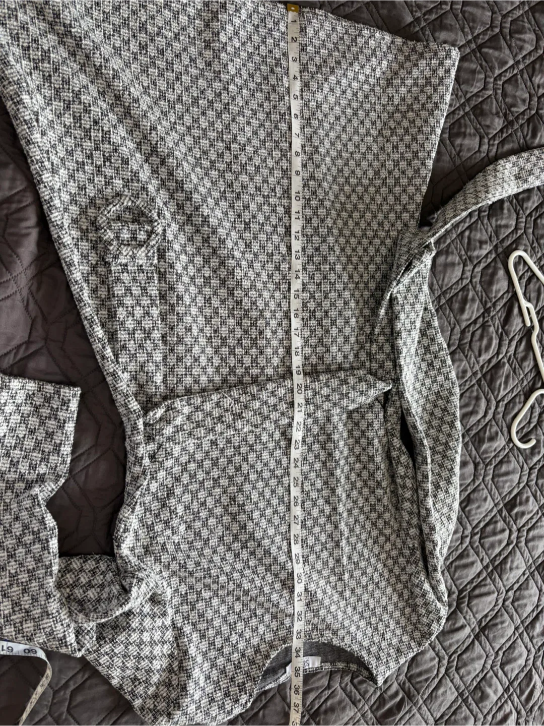 Suzy Shier Grey Patterned Dress with belt  - Size L/G image indicator(4)