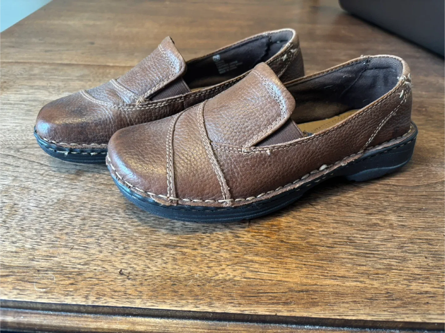 Michel M. Brown Leather Slip-On Shoes image indicator(2)