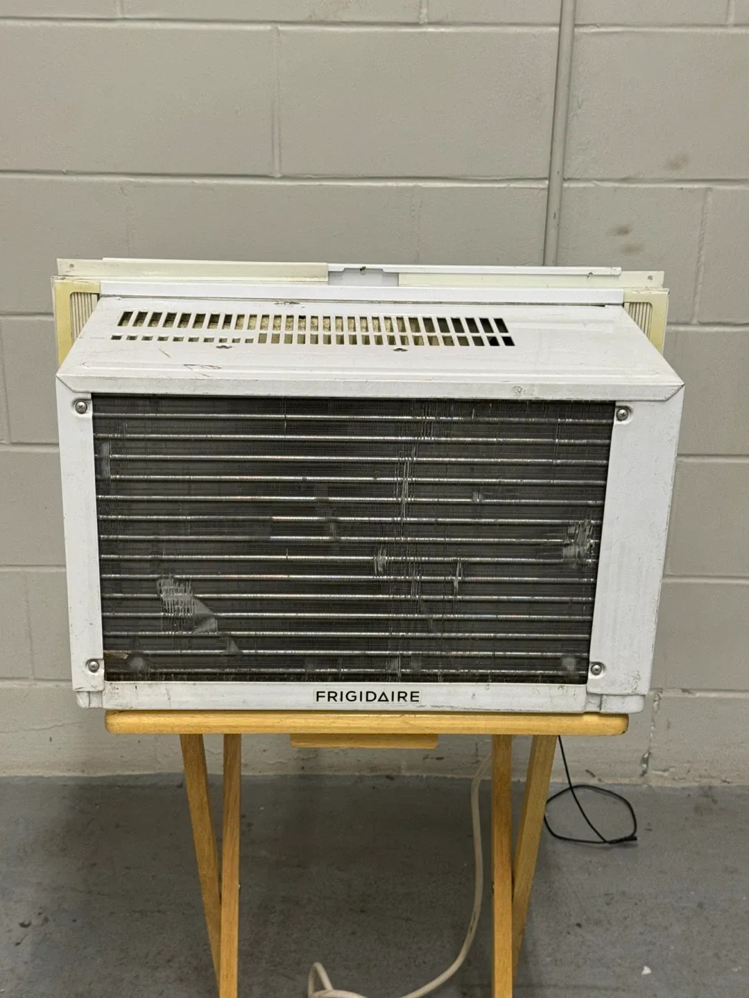 Frigidaire Window Air Conditioner image indicator(3)