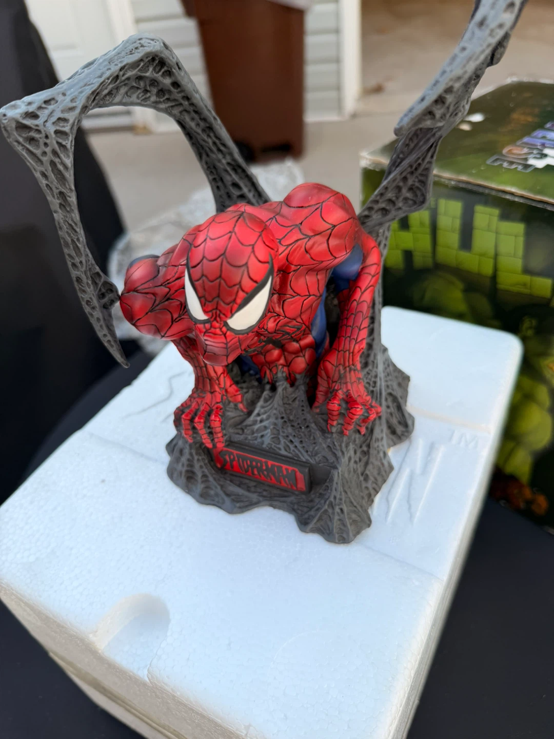 Marvel Spider-Man Diamond Select Toys Bust 2004