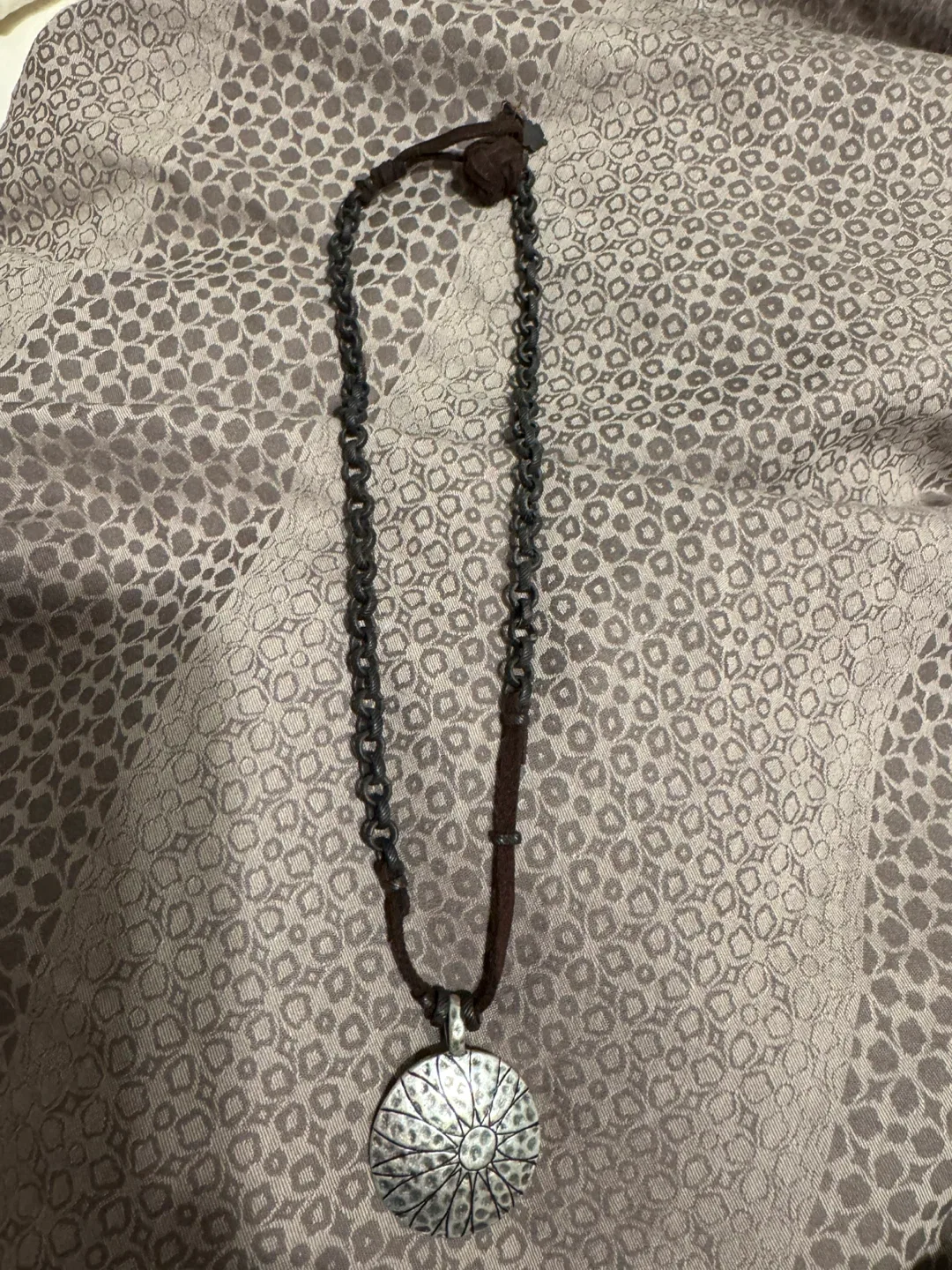 Silver Tone Medallion Necklace image indicator(3)