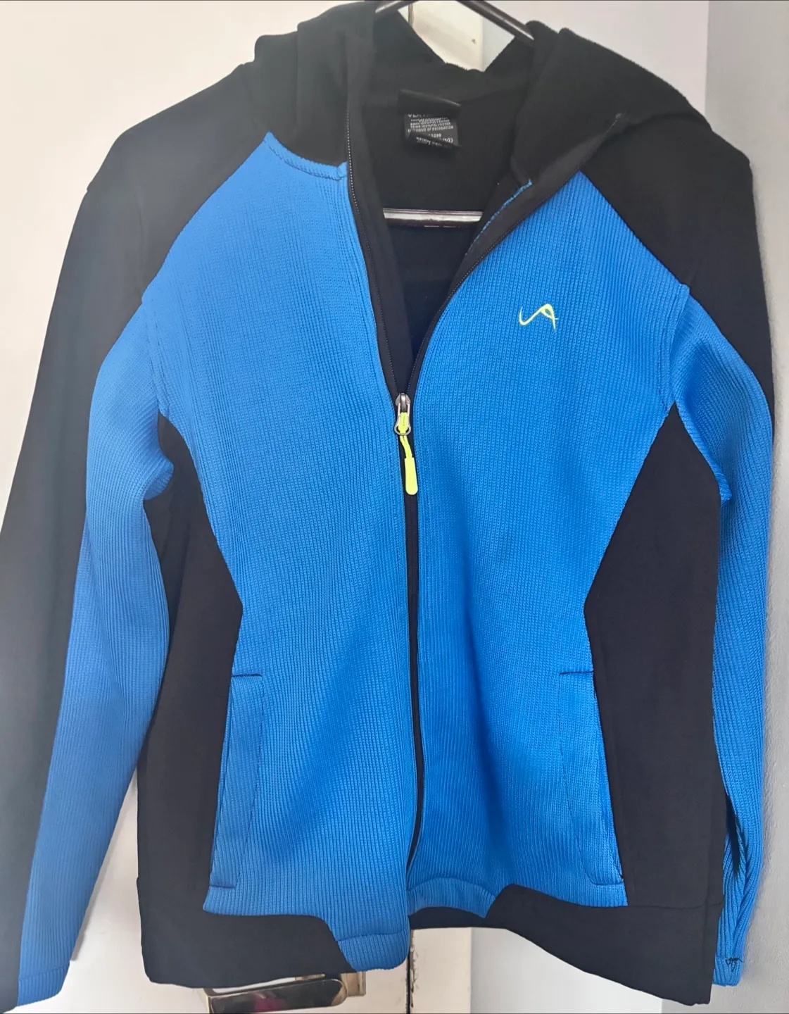 Vertical 9 Boys Zip-Hooded Jacket – Size 12/14 (Youth Large) – image indicator(6)