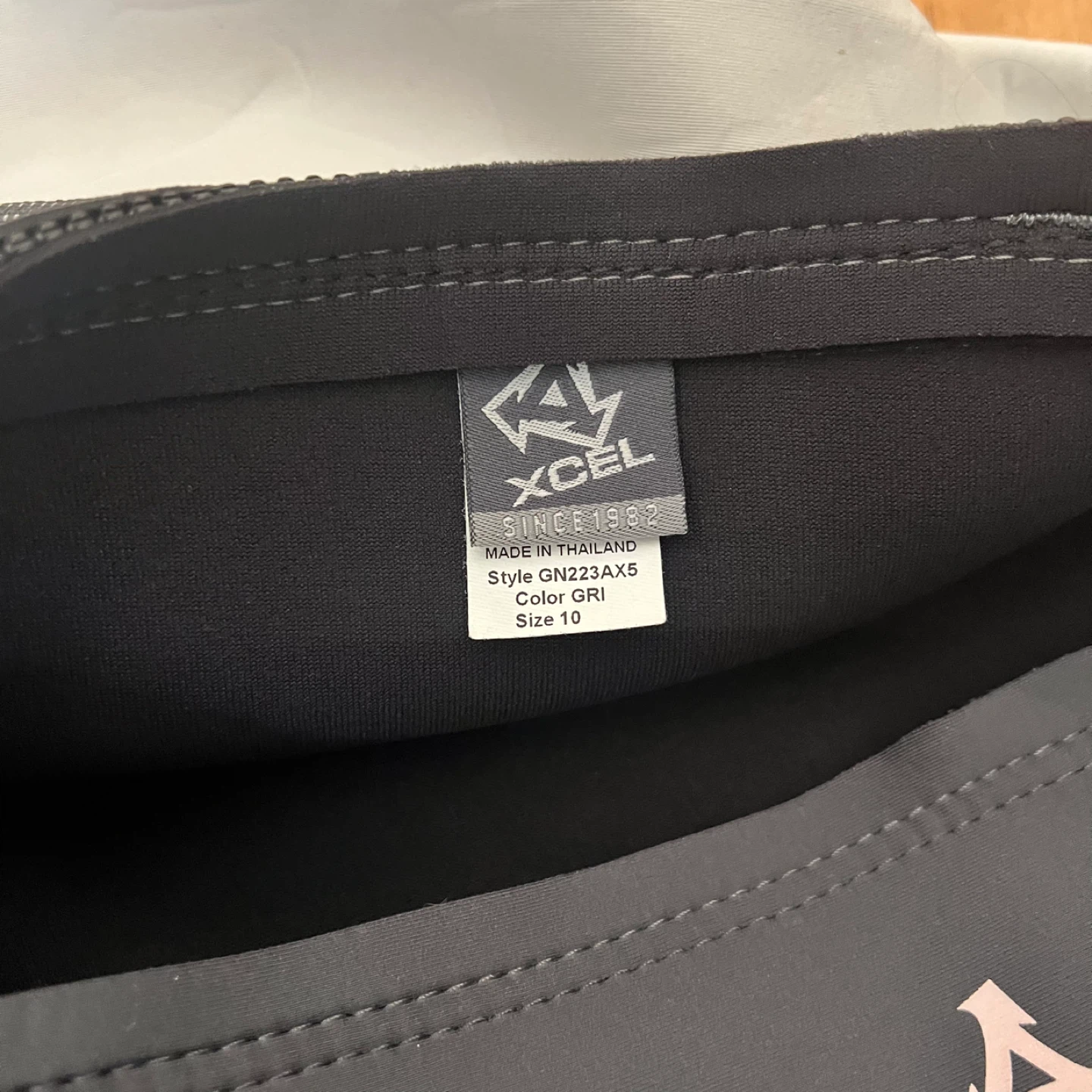XCEL Girl’s Wetsuit - Size 10 - photo 3