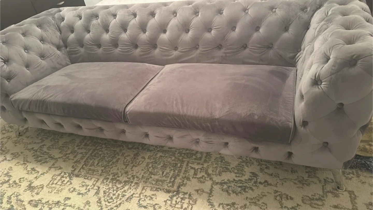 Grey Tufted Chesterfield Sofa image indicator(4)