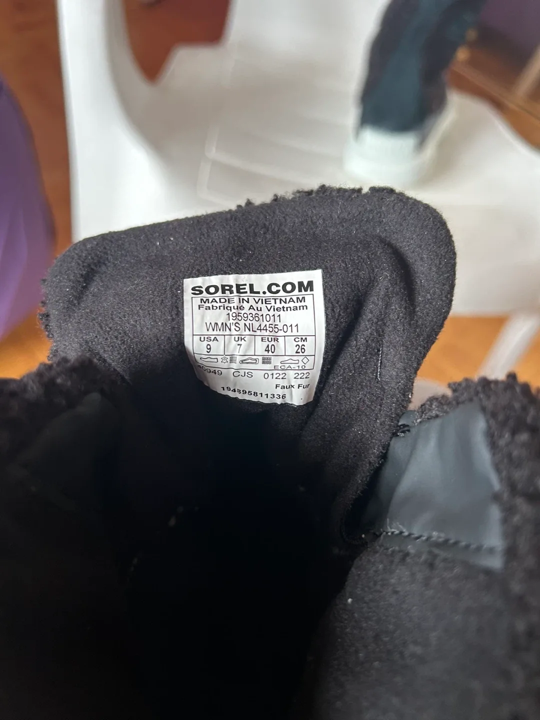 Sorel Explorer Boots - Size 9 Women’s Black image indicator(3)