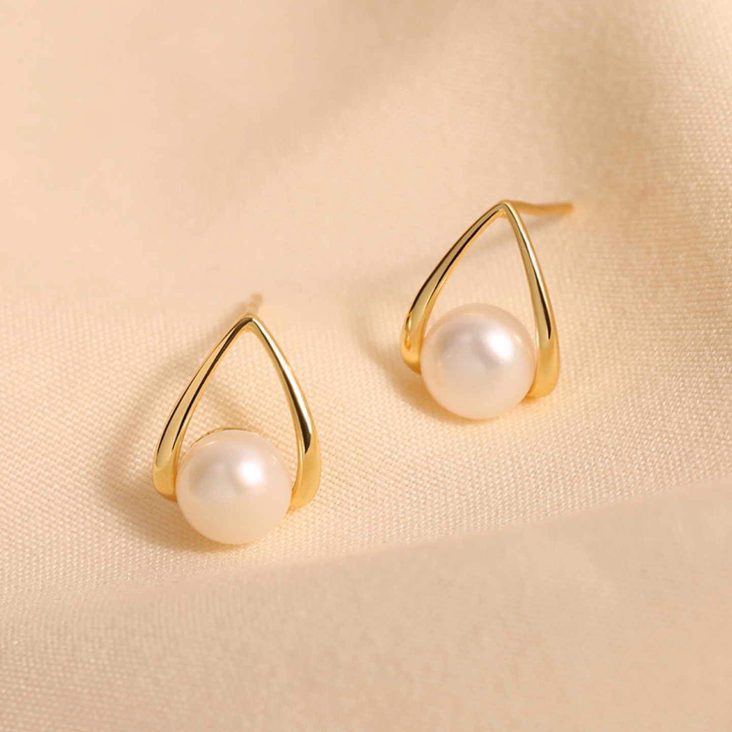 Brand New Earrings - photo 2