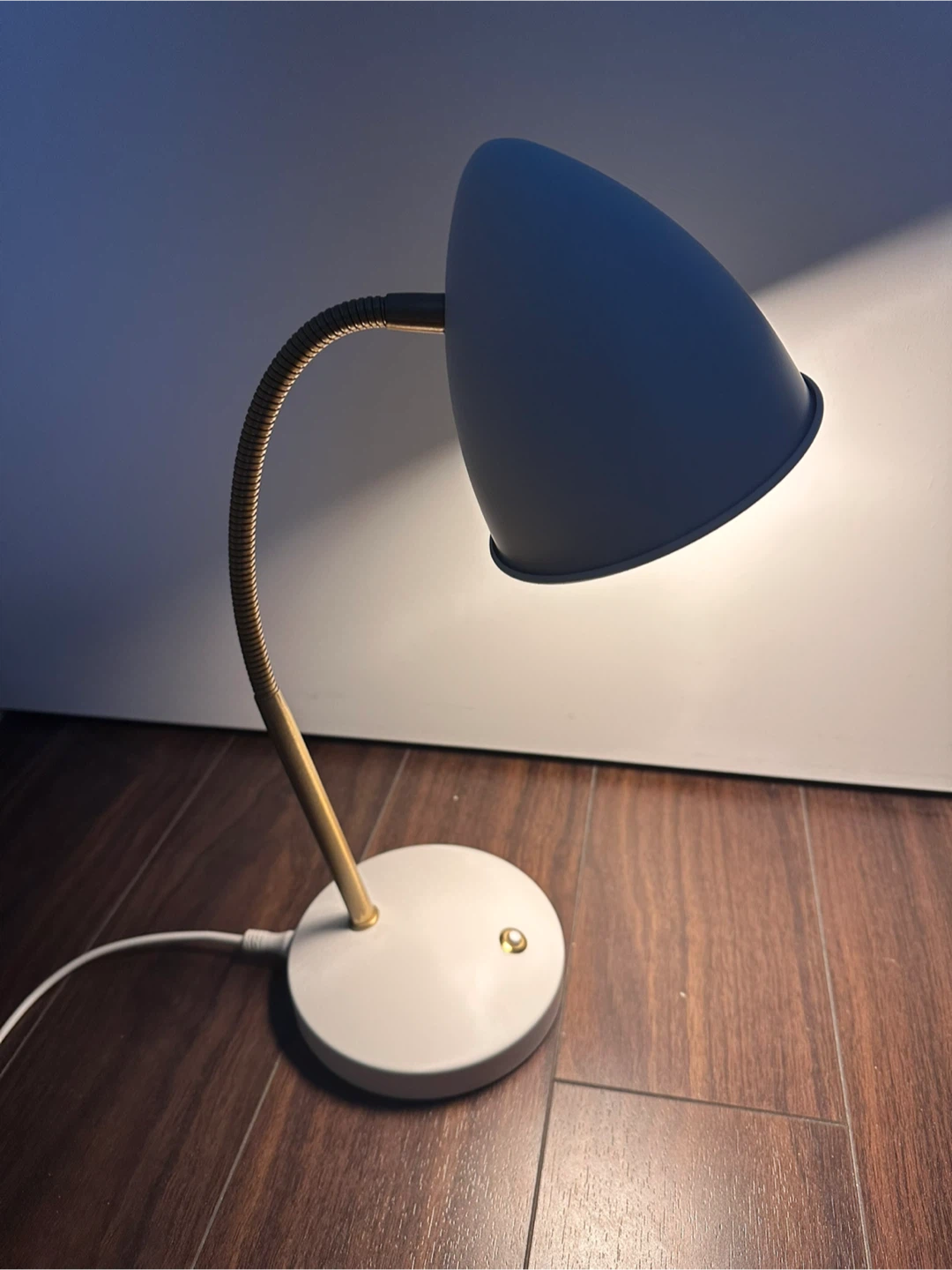 Ikea Vintage Style Desk Lamp - White & Gold