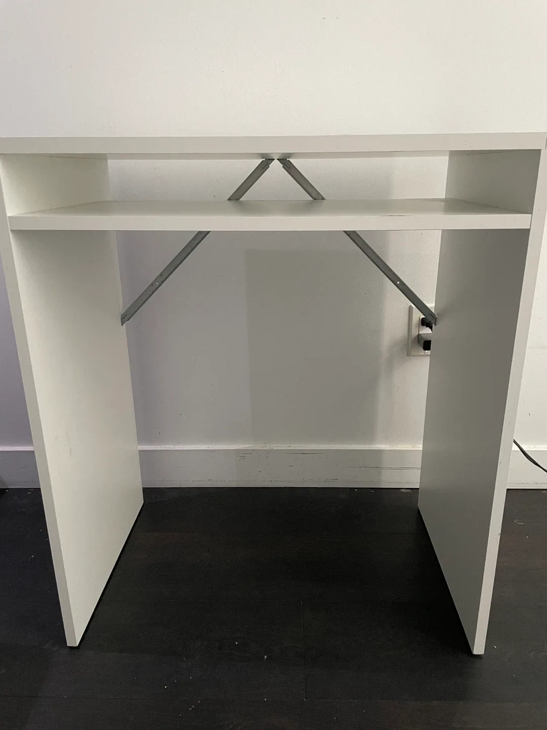 IKEA TORALD desk 25 5/8x15 3/4 " white image indicator(4)