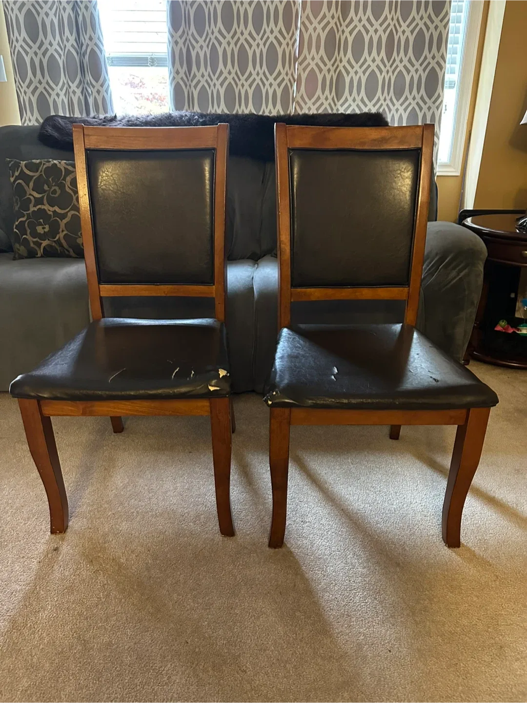 Set of 4 Dining Chairs