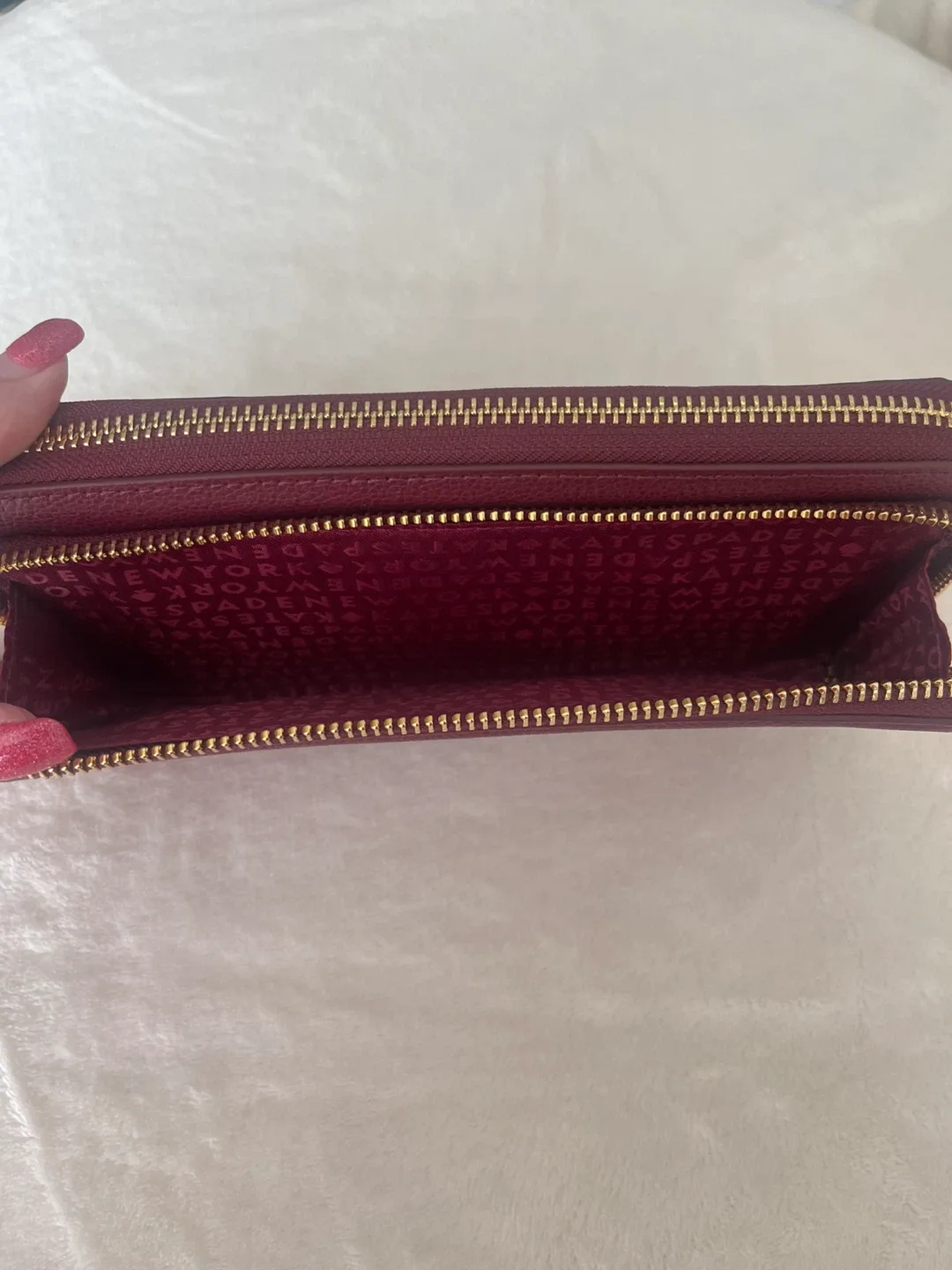 NEW Kate Spade Burgundy Wallet - just reduced image indicator(5)