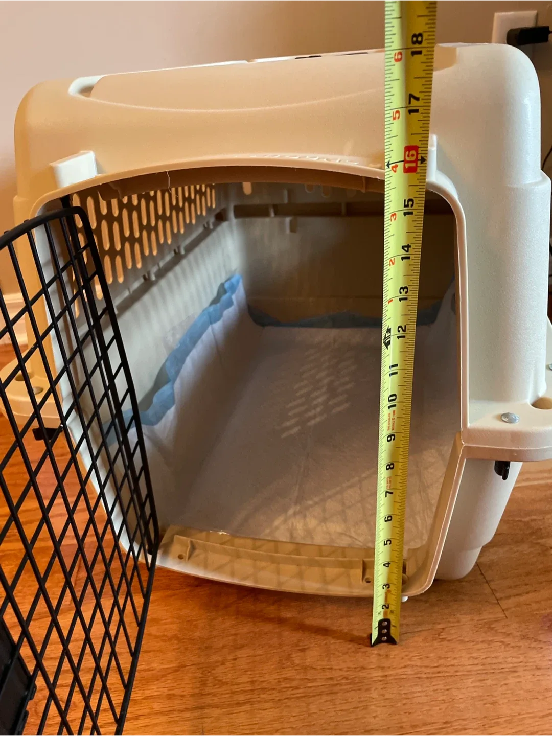 Airline Safe and Compliant Pet Carrier image indicator(4)