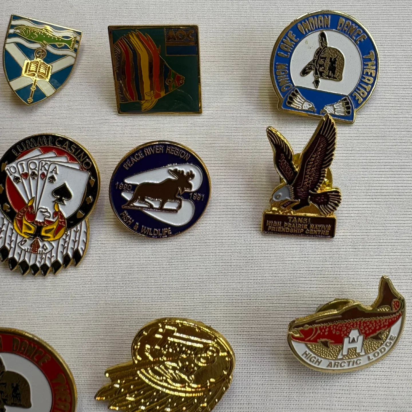 Vintage Enamel Lapel Pin Collection Mixed Wildlife Souvenir Lot image indicator(3)