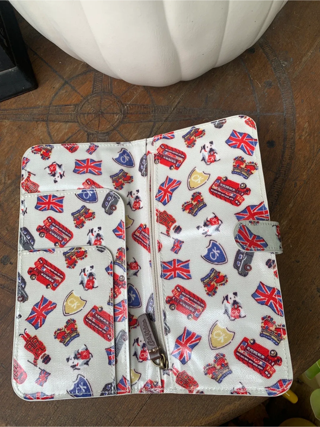 Cath Kidston London Print Wallet image indicator(4)