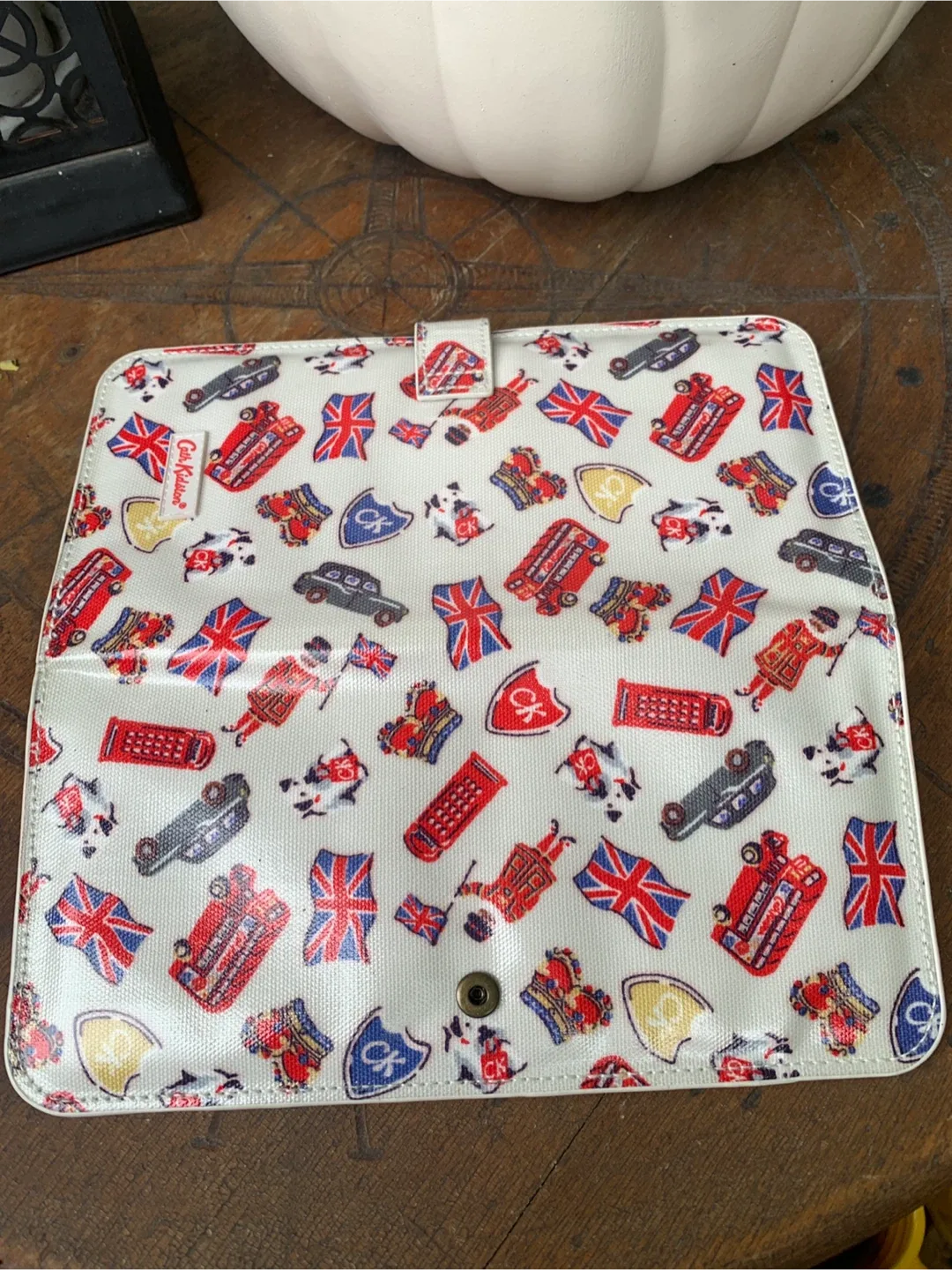 Cath Kidston London Print Wallet image indicator(7)