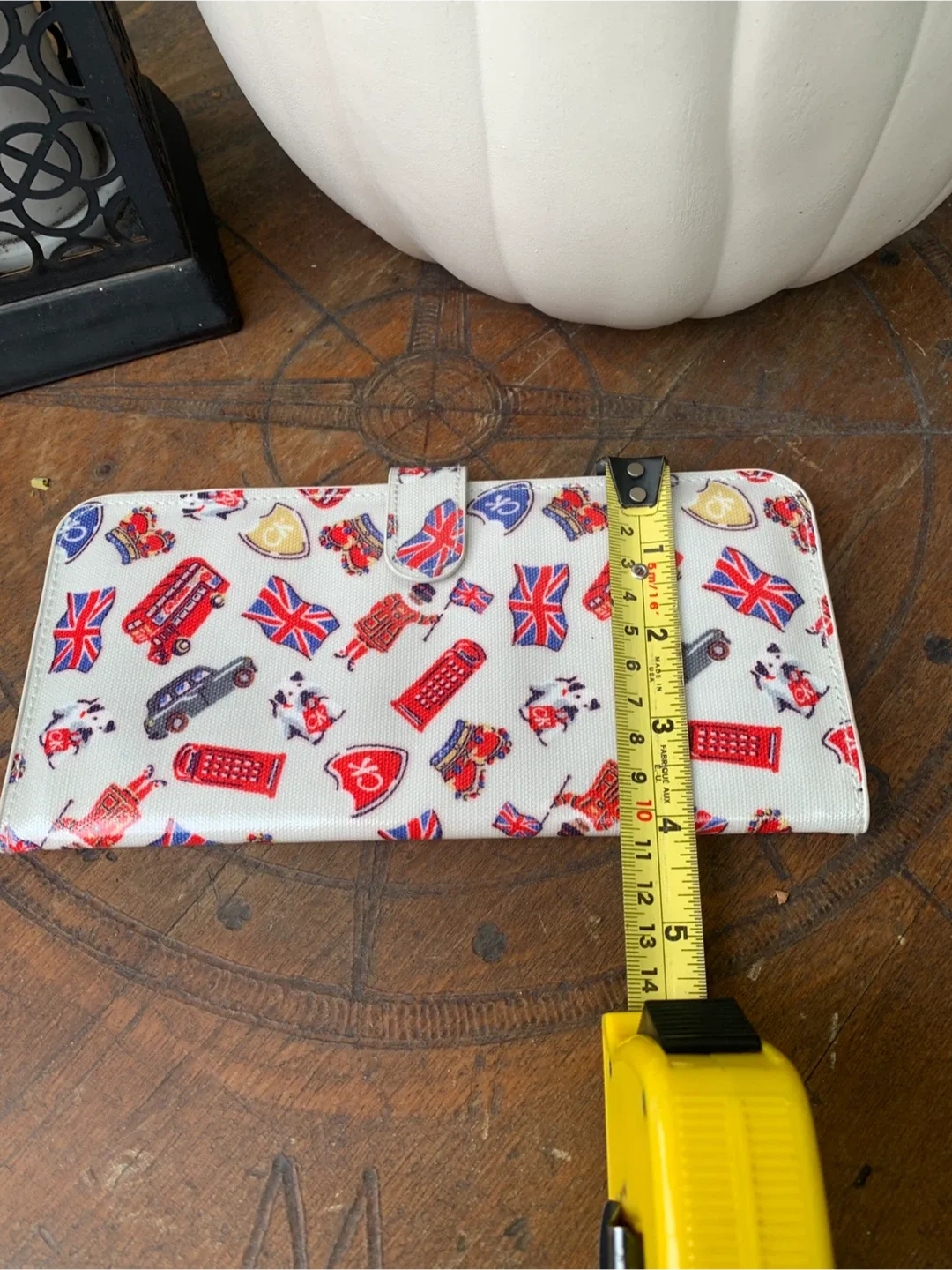 Cath Kidston London Print Wallet image indicator(10)