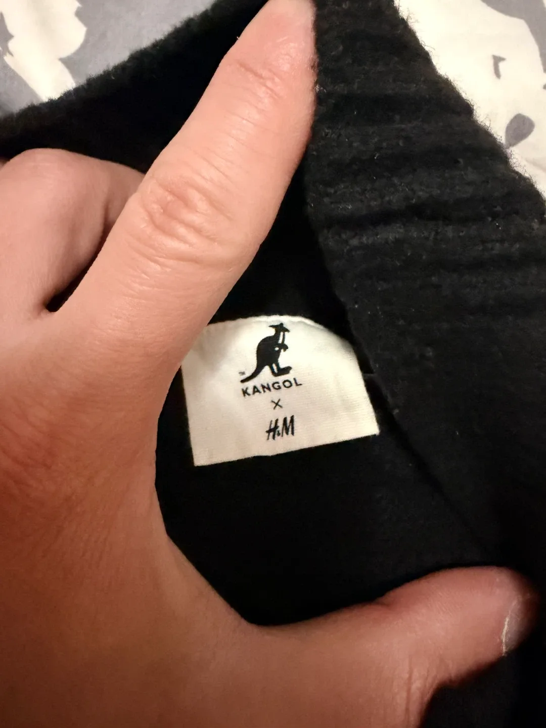 Kangol Black Sweater image indicator(3)