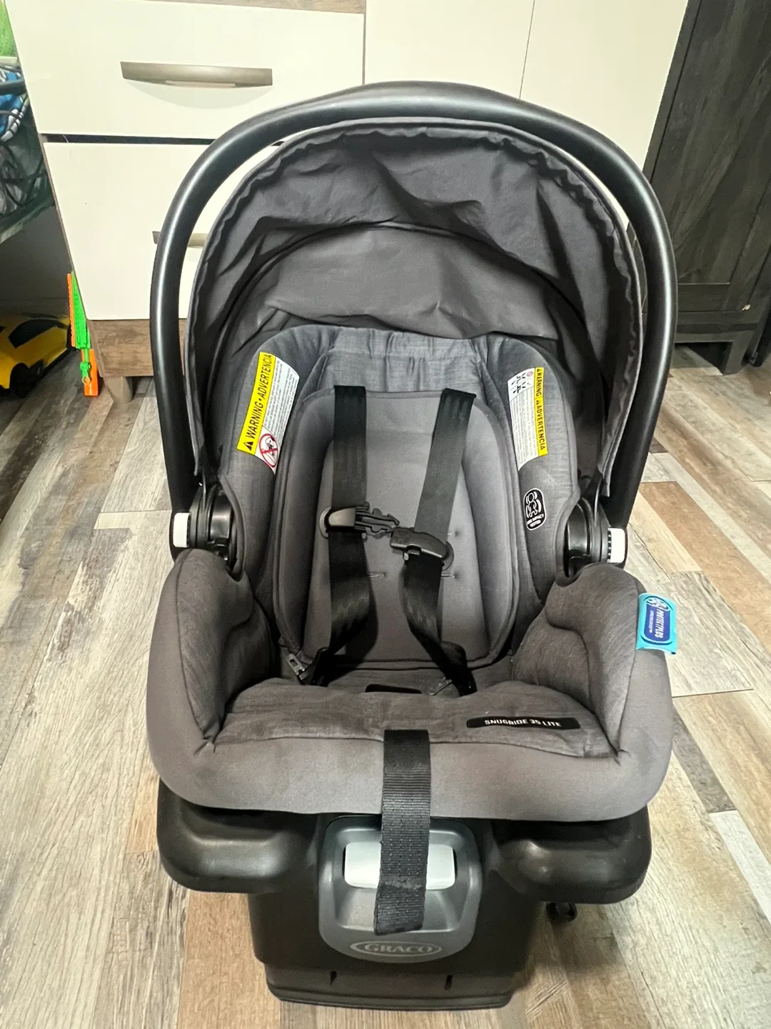 Graco SnugRide 35 Lite Infant Car Seat image indicator(3)