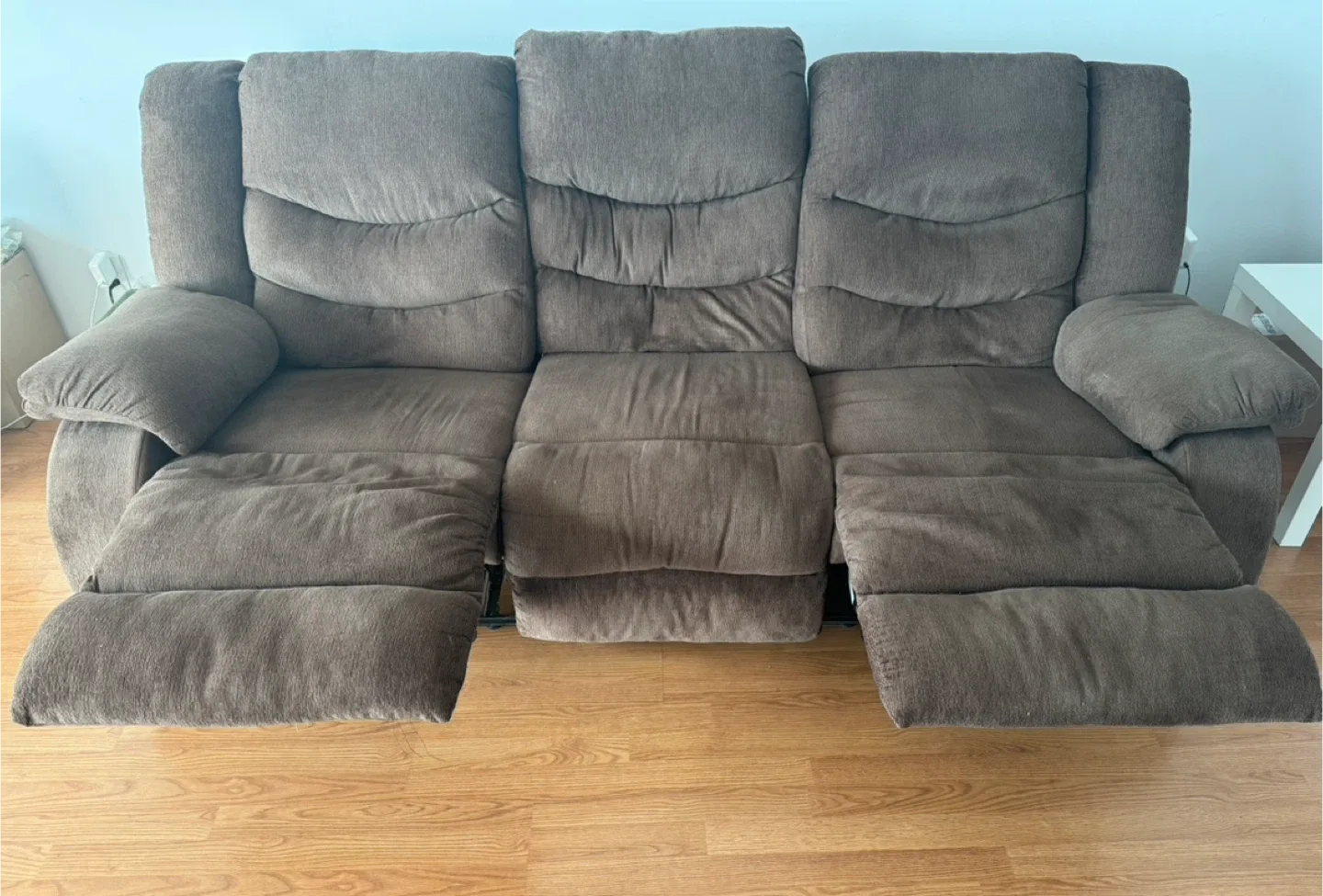 Brown Manual Reclining Sofa image indicator(4)