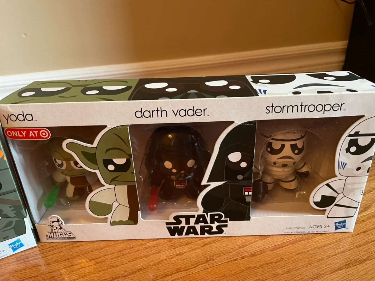 Star Wars Micro Force & Mini Muggs Figures image indicator(3)