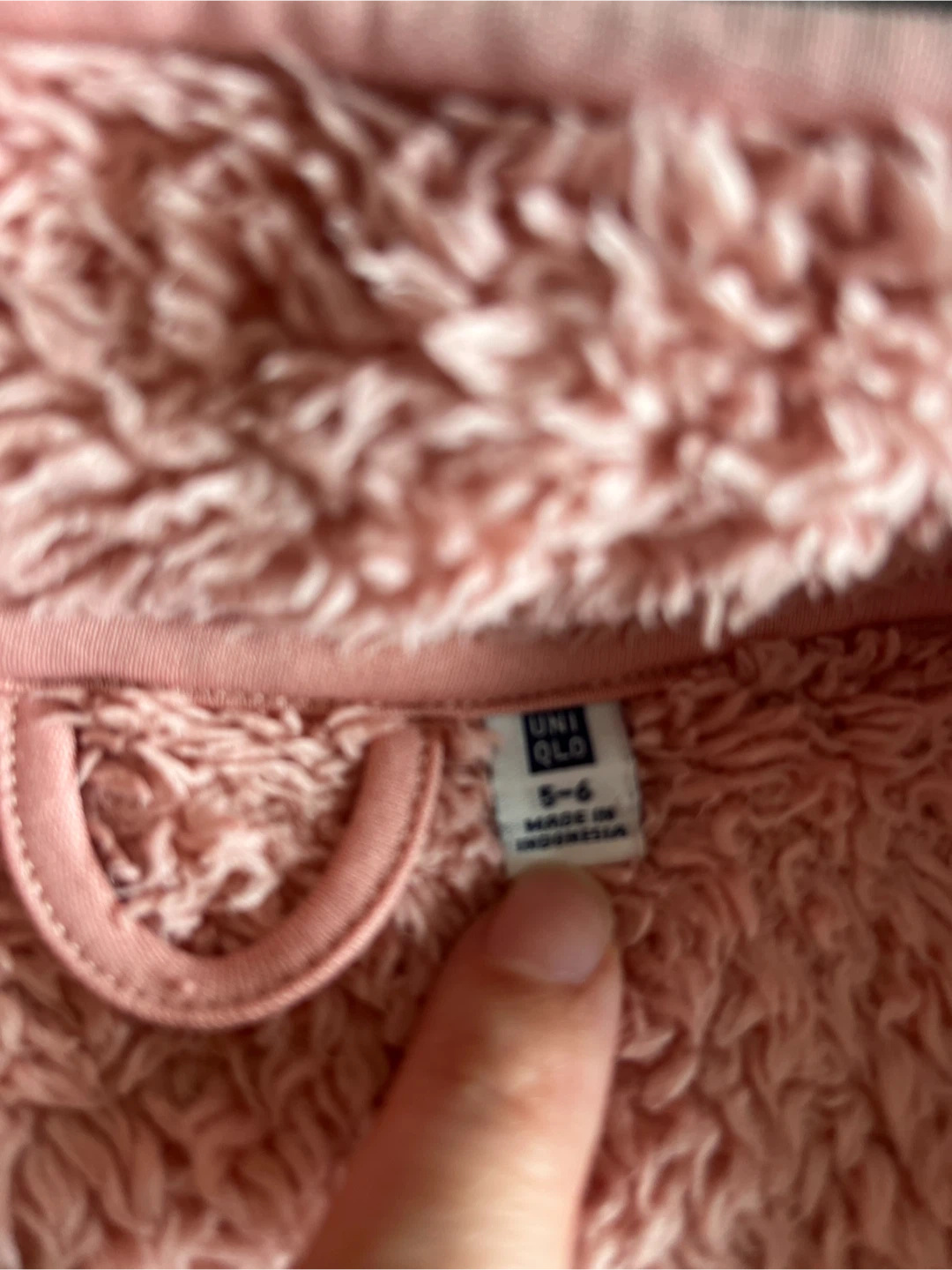 Uniqlo Pink Fleece Jacket Size 5-6, 110 cm - photo 3
