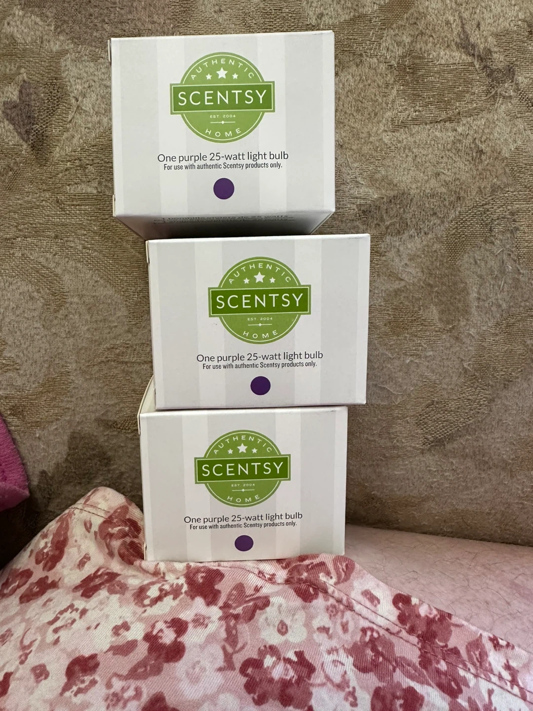 Scentsy Purple 25-Watt Light Bulbs