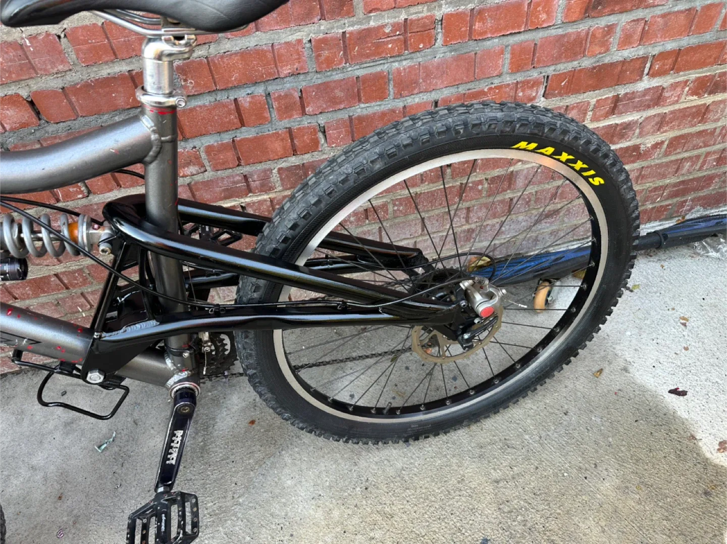 Santa Cruz Mountain Bike image indicator(9)