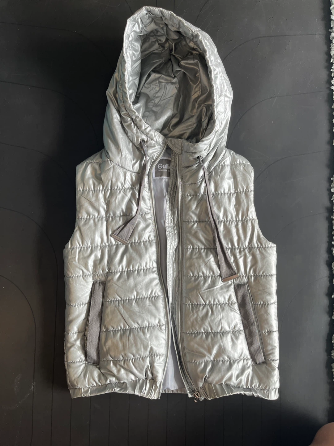 Gulliver Silver Puffer Vest, 6-7 yo, 116-122 cm