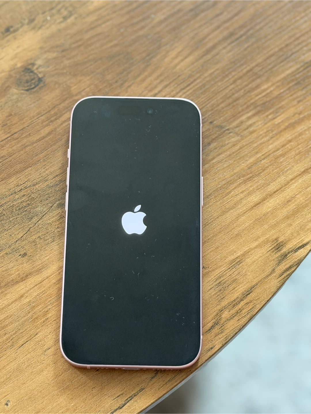 iPhone 15- pink- 128gb- unlocked - photo 3