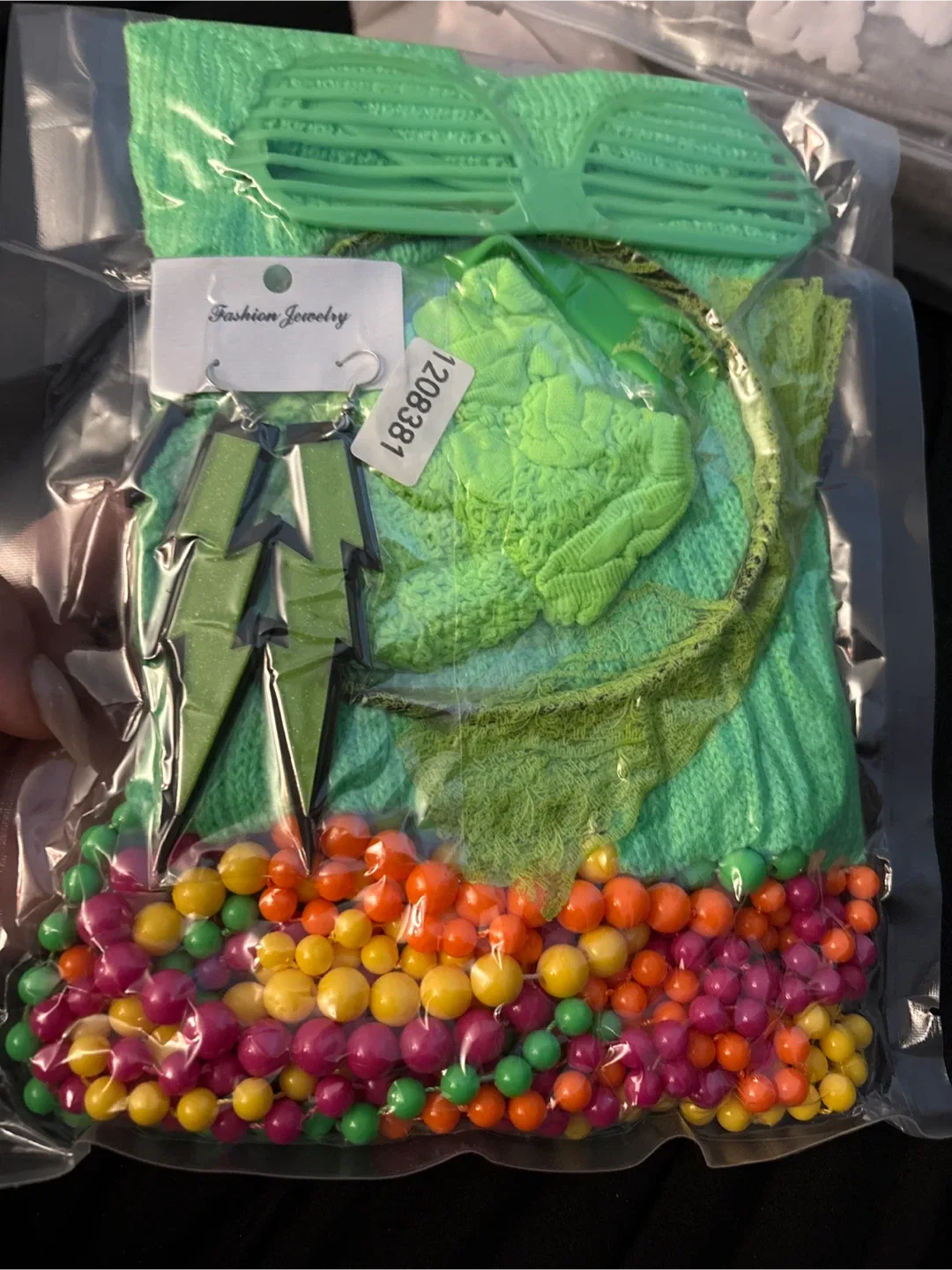 1980’s Costume Accessory Set NEW 🥕 thumbnail