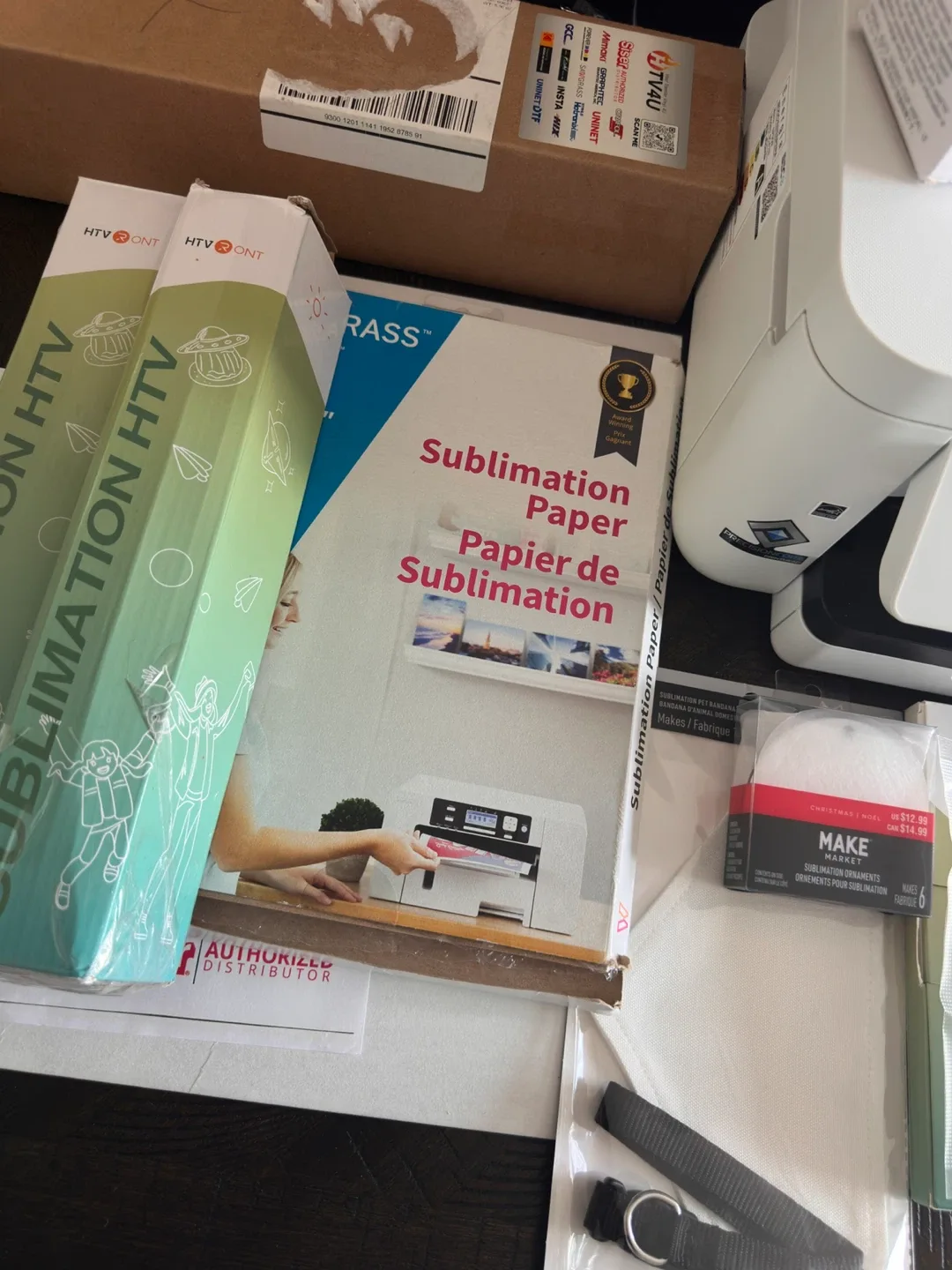 Epson SureColor F170 Sublimation Printer & Supplies image indicator(3)