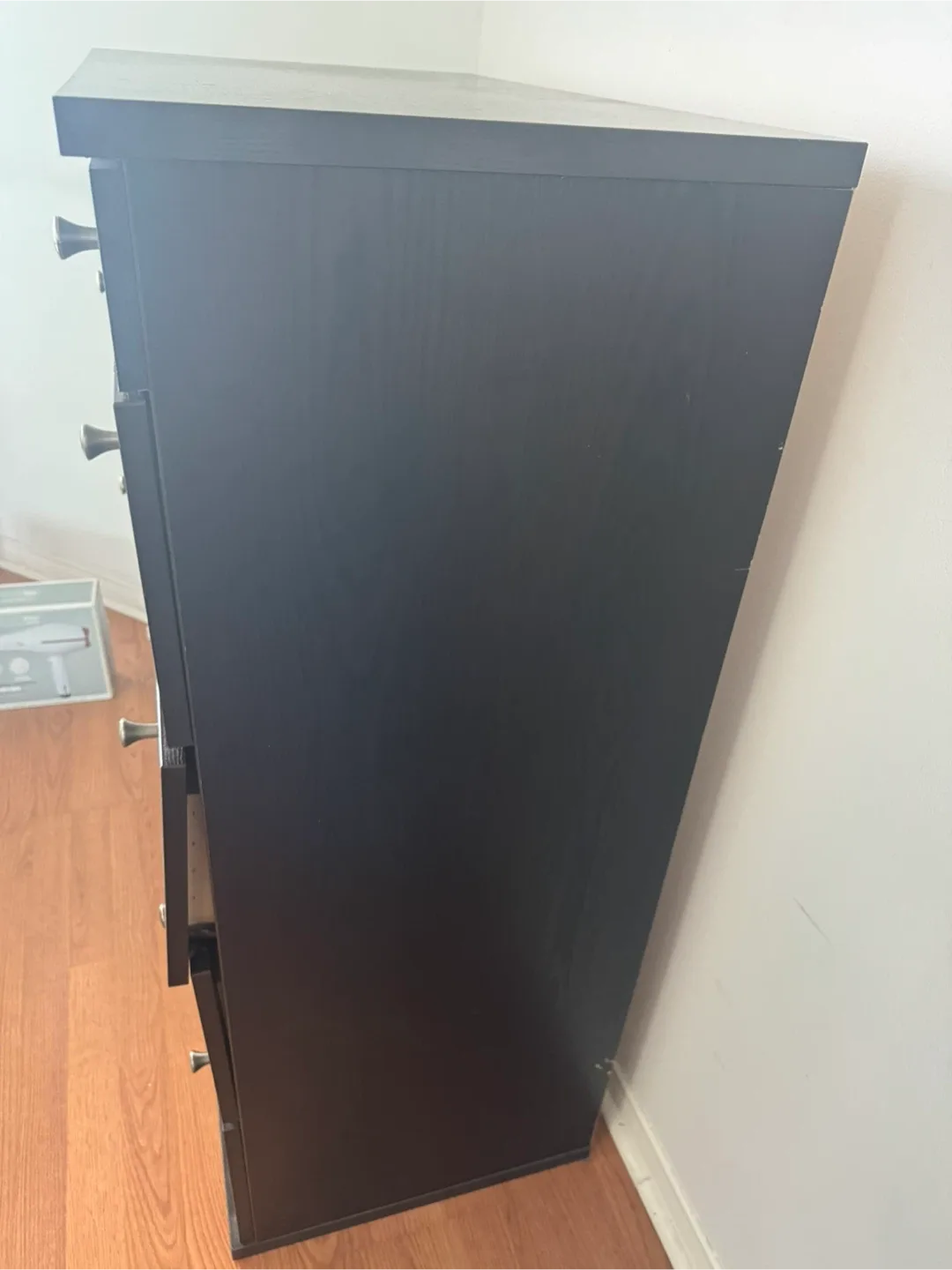 Dark Brown 5- Drawer Dresser image indicator(4)