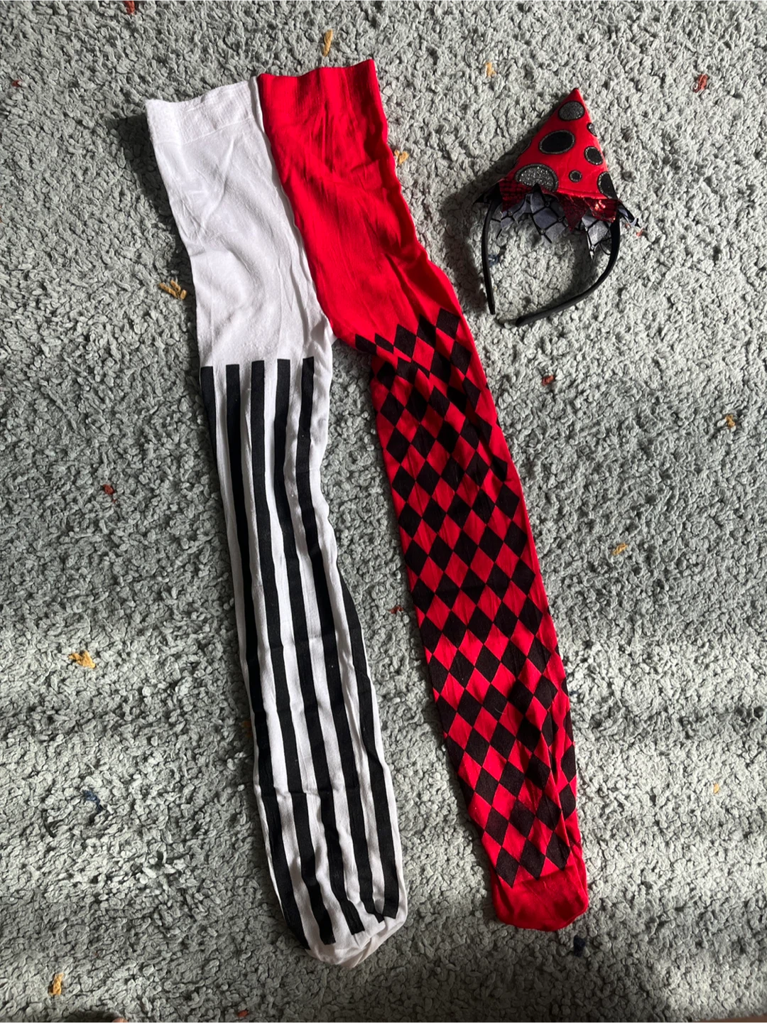Clown Costume 8-10- Dress, Stockings, Headband - photo 4