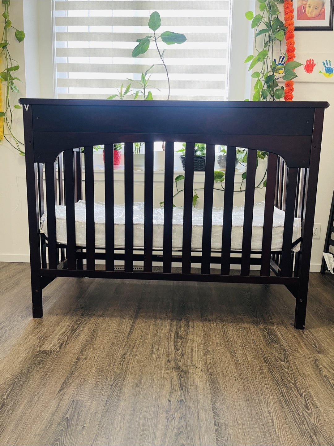 Graco Convertible Crib with Mattress - photo 3