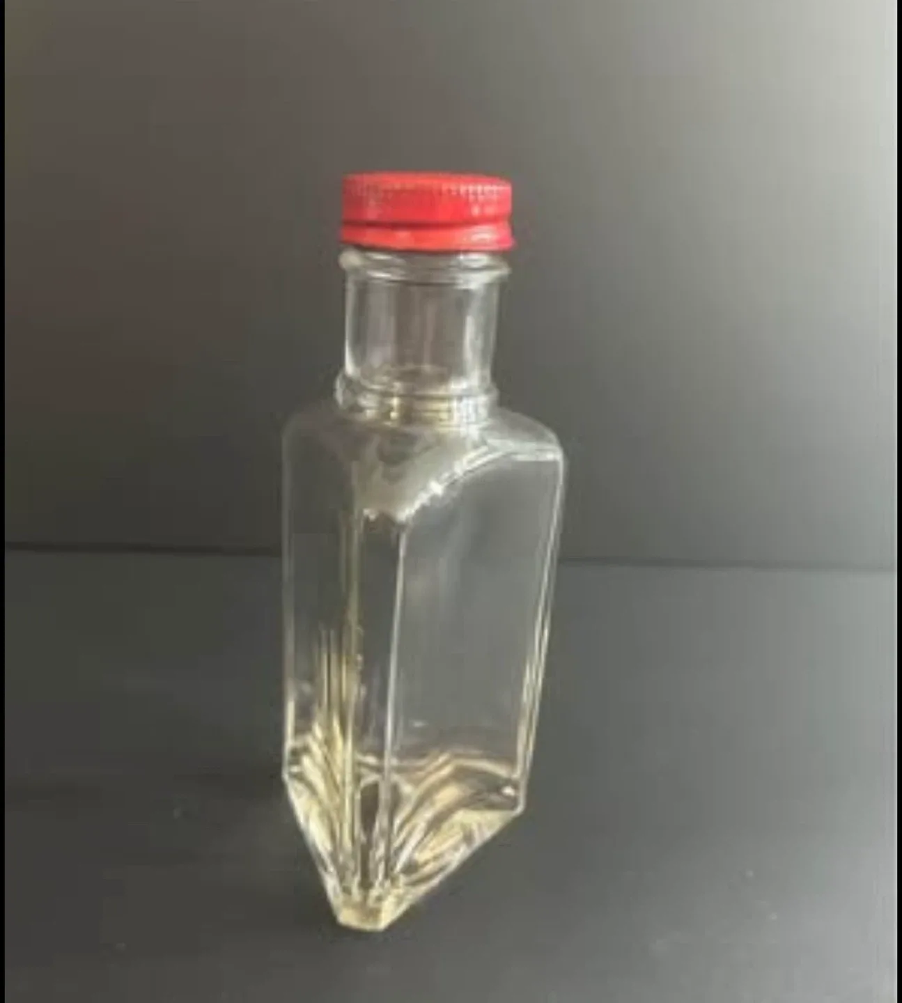 Assorted Glass Bottles image indicator(2)
