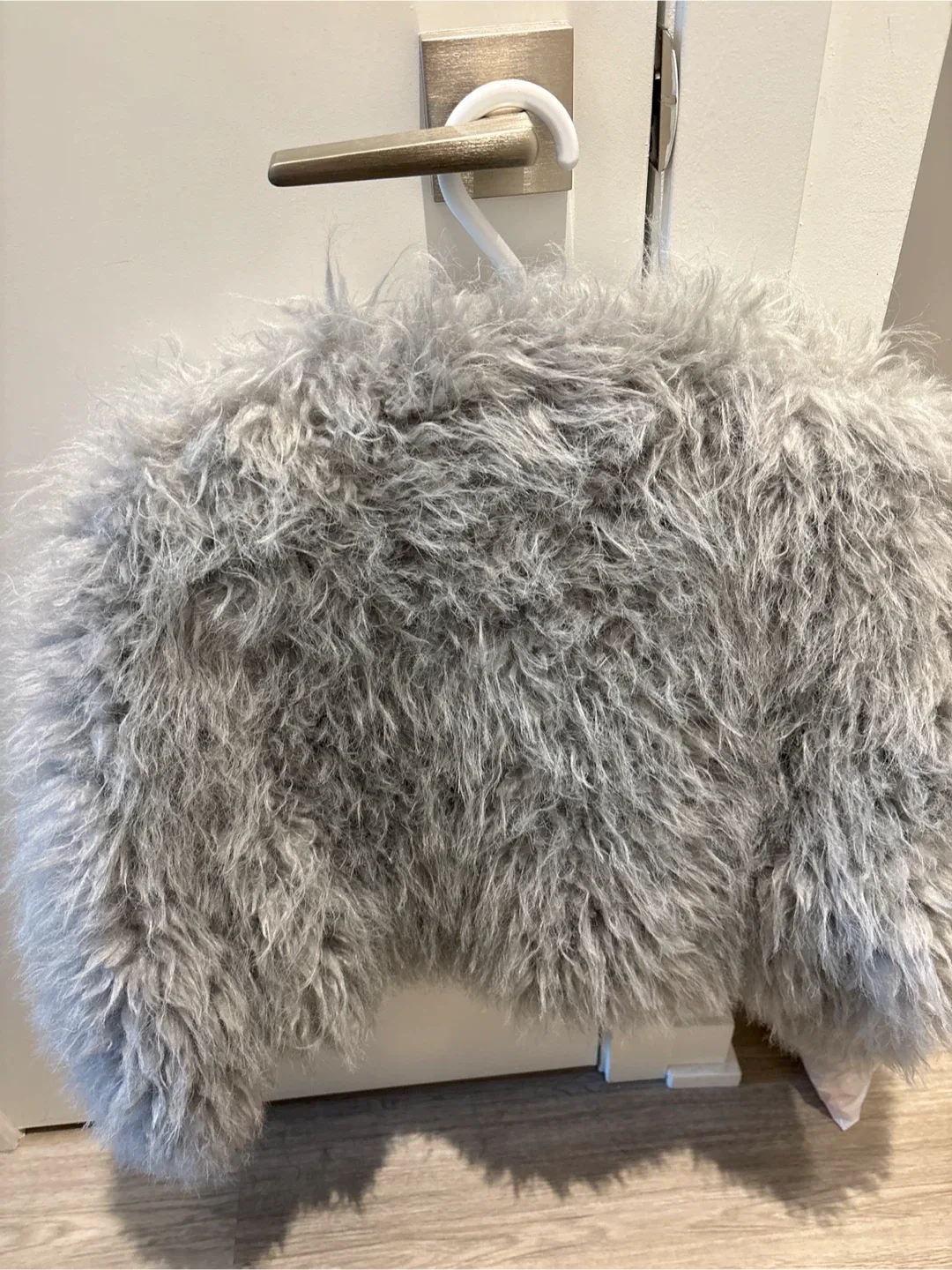 Mango Faux Fur grey Jacket - Size M image indicator(2)