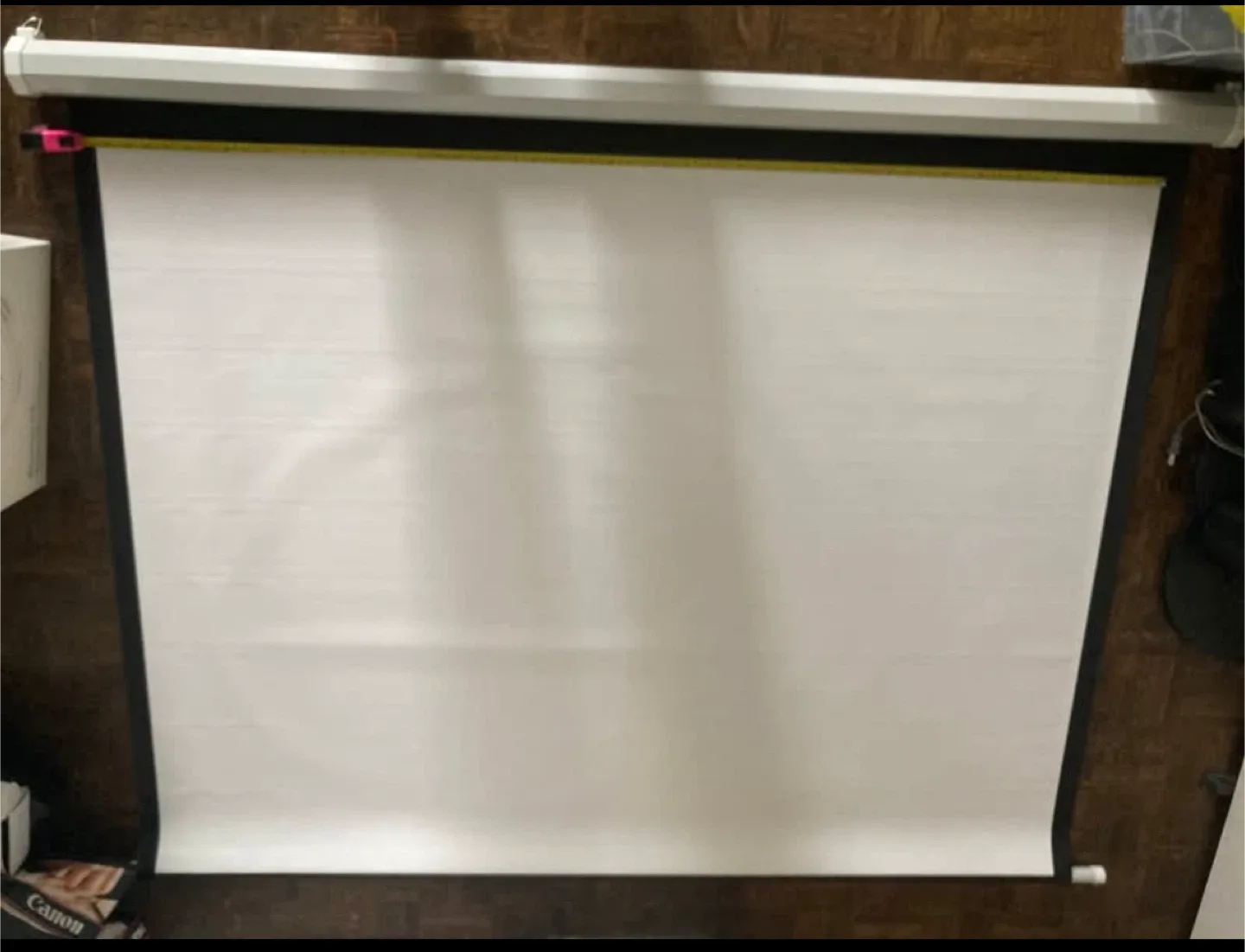 Projector and Projector Screen