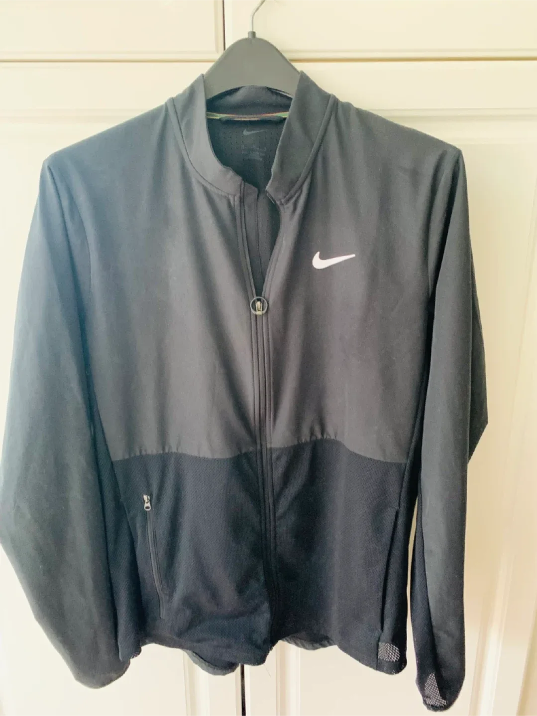Men Nike Windrunner Track Light Jacket thumbnail