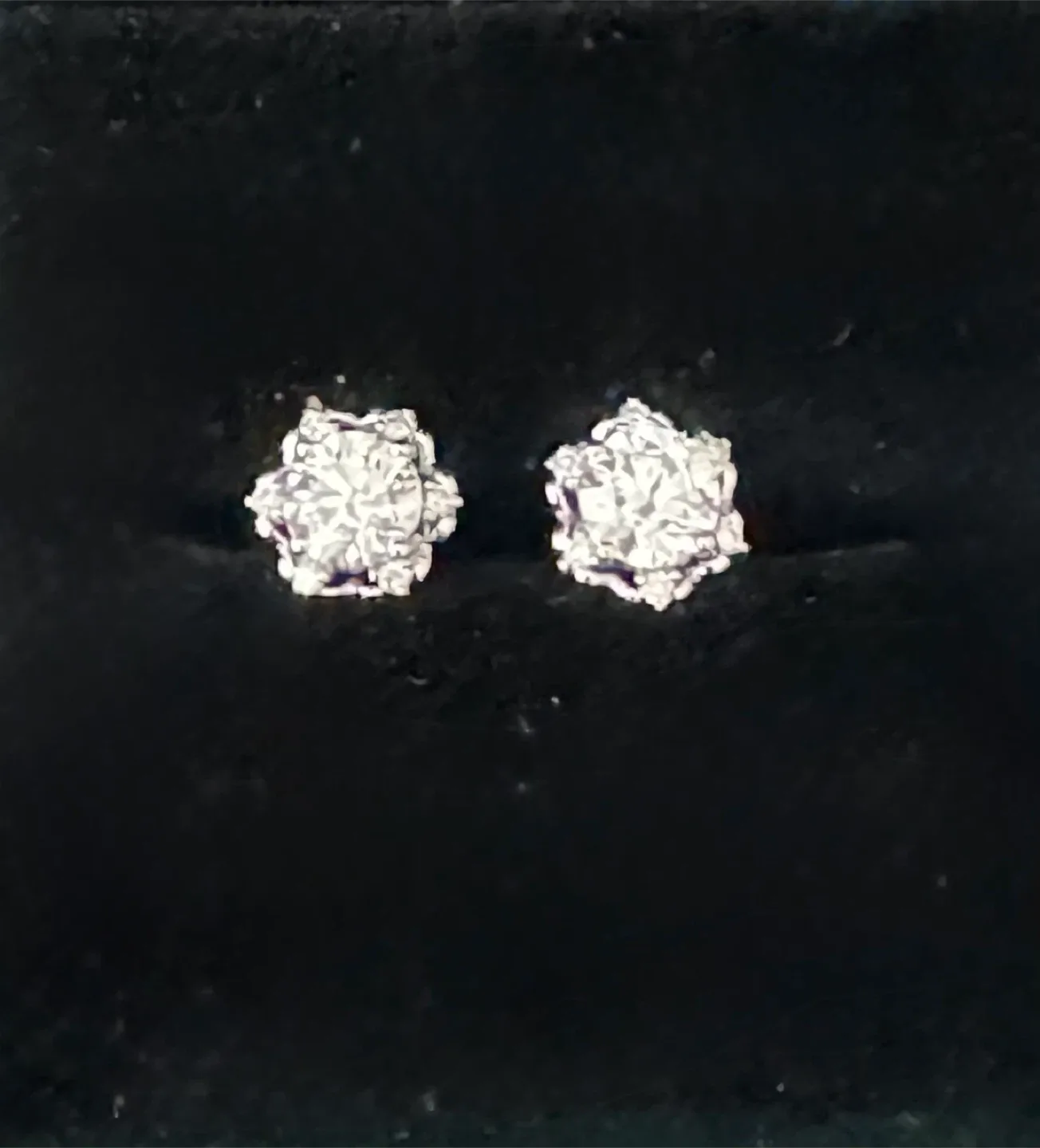 Selling new  14k 1.2g Dainty lab Diamond Earring thumbnail