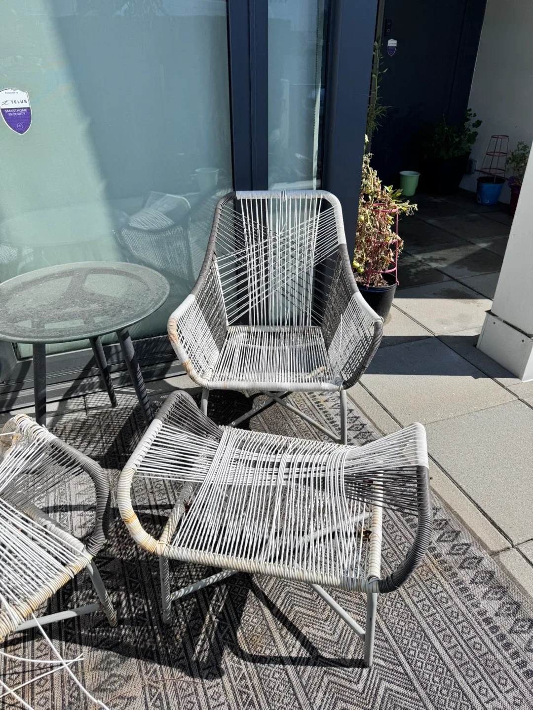 Outdoor Patio Set - 4 Chairs & Table image indicator(3)