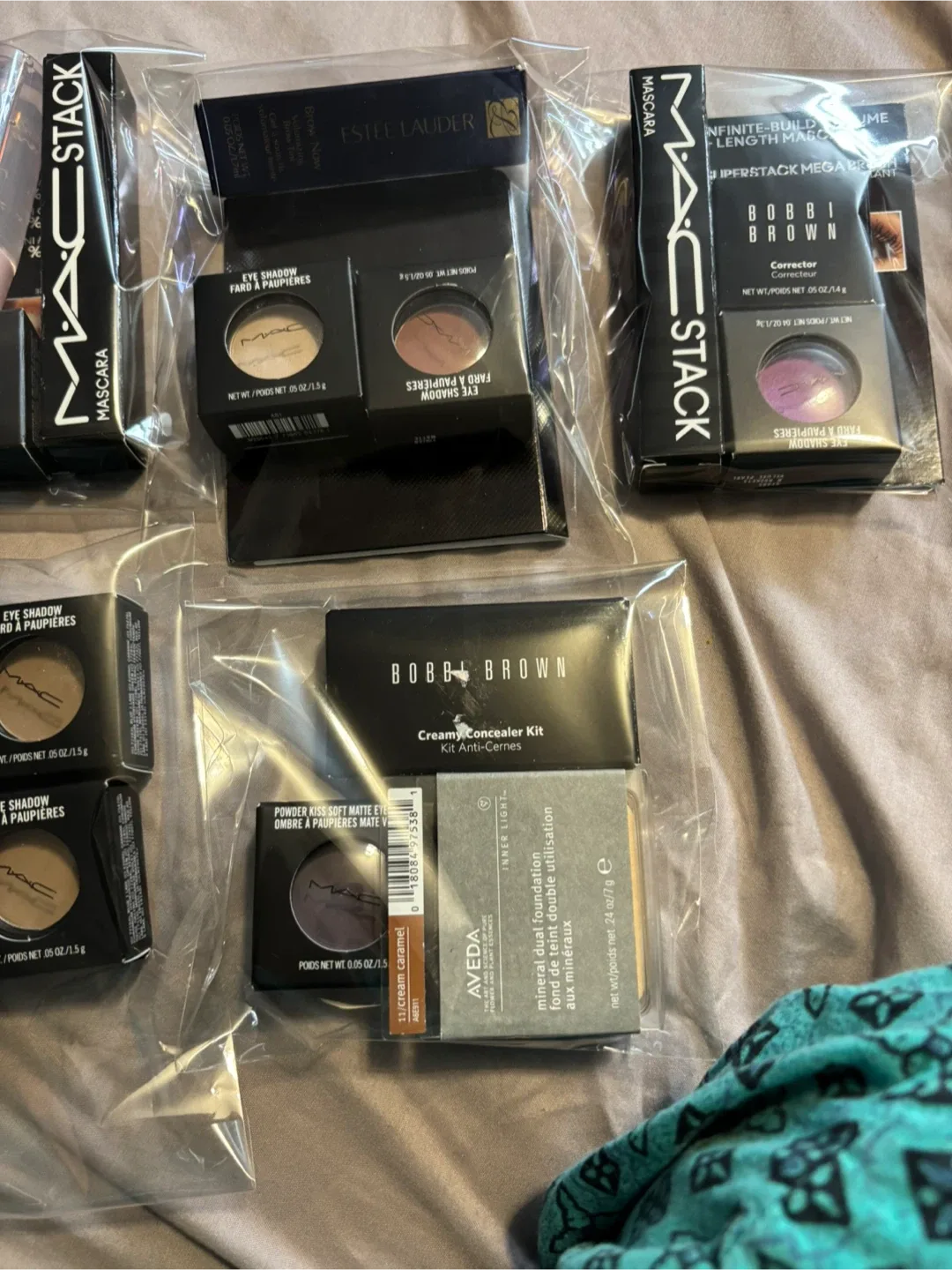 New Makeup Lot: MAC, Bobbi Brown, Too Faced + image indicator(9)