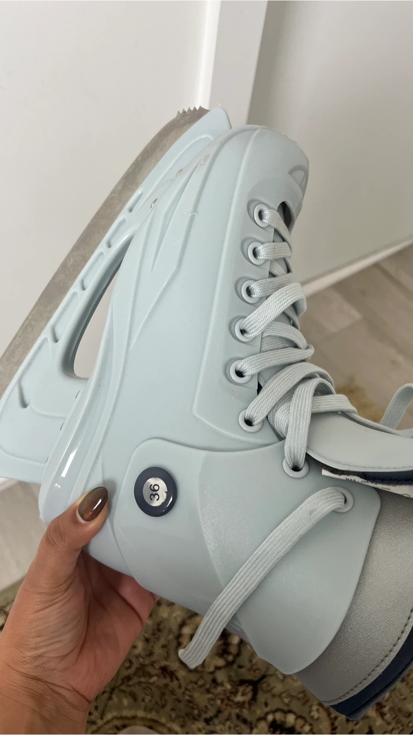 Oxelo Ice Skates - Size 36 (US 5.5W)