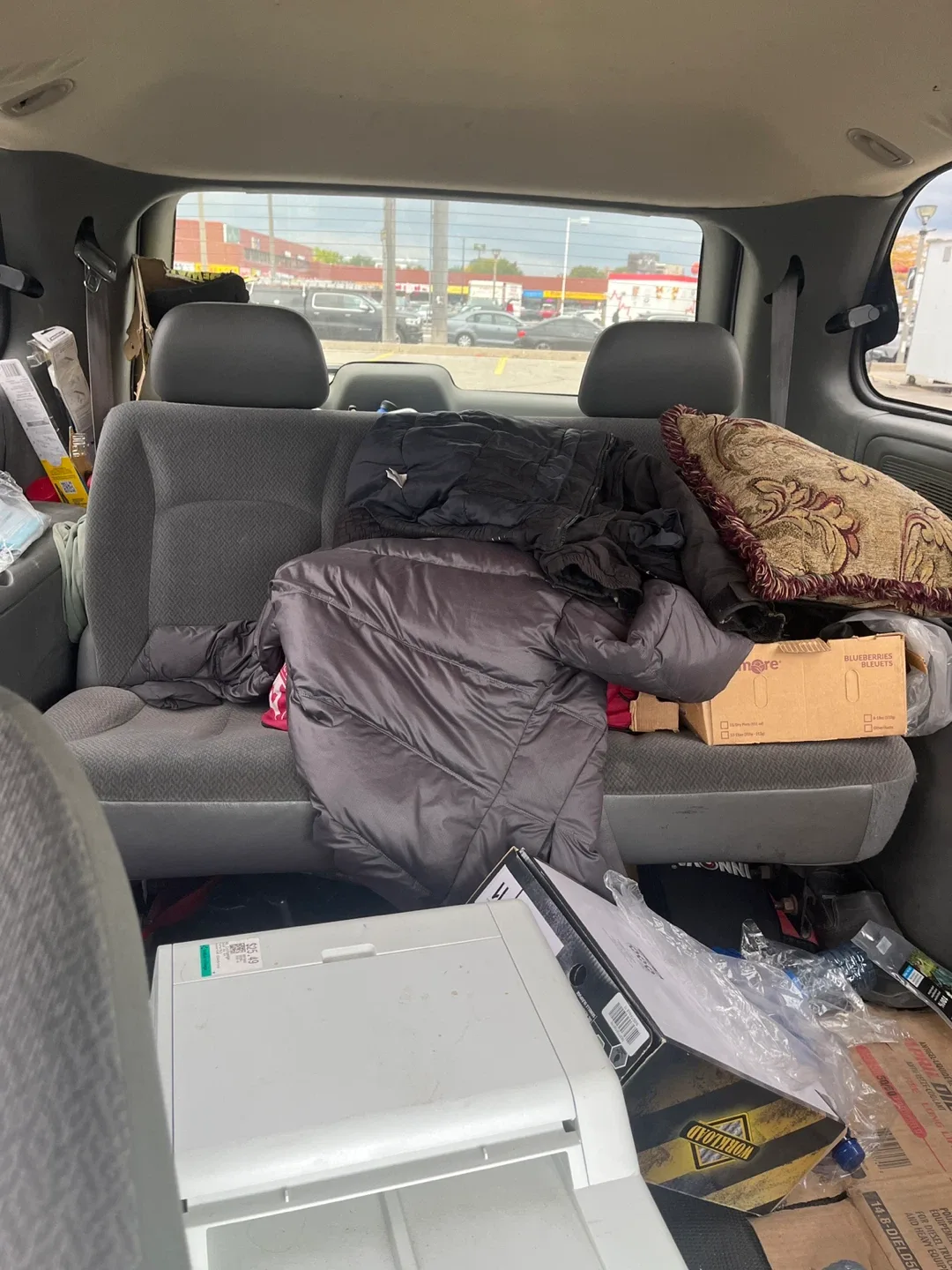 Red dodge Caravan image indicator(7)