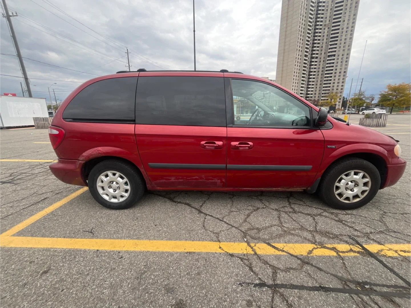 Red dodge Caravan image indicator(3)