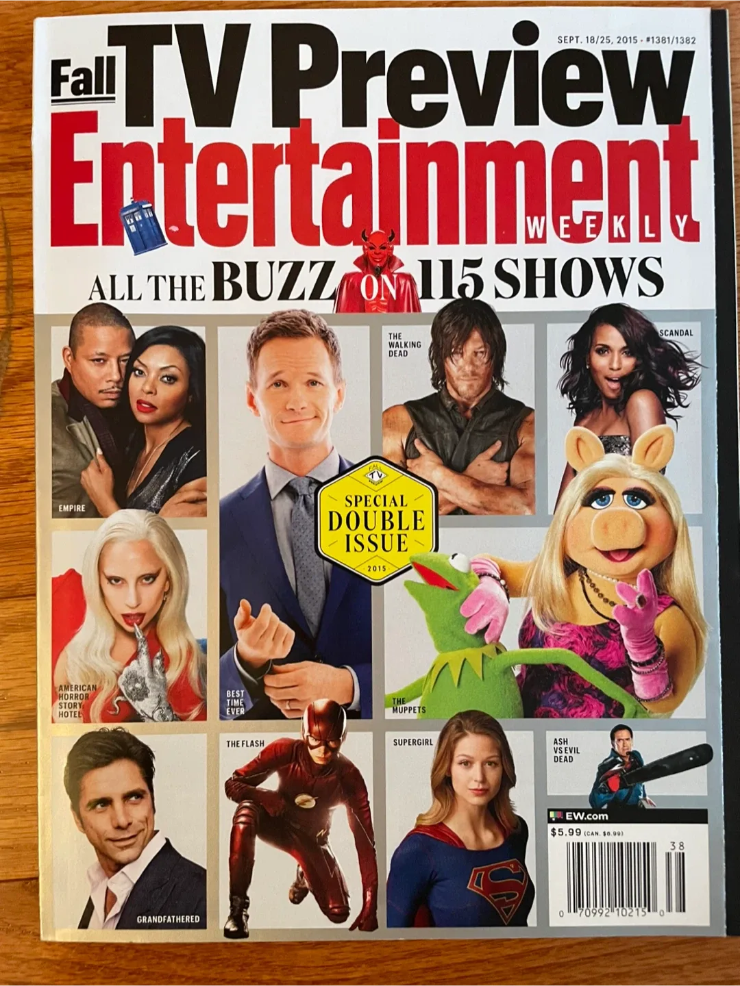 Entertainment Weekly Fall TV Preview Magazines image indicator(5)