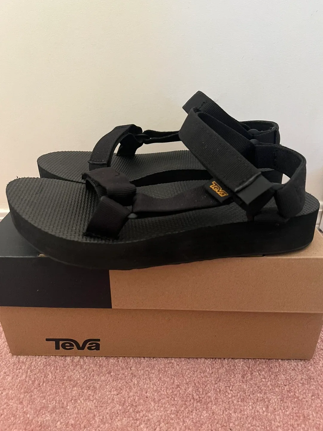 Teva Universal Platform Sandals - Black, Size 8 image indicator(4)