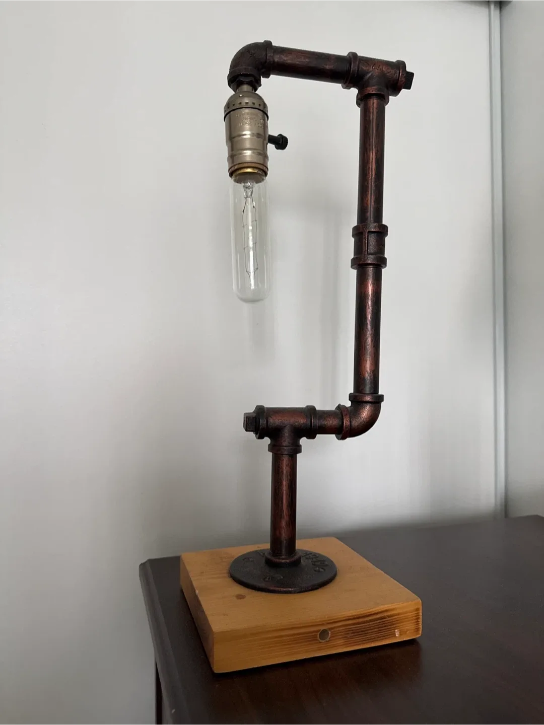 Industrial Style Pipe Table Lamp image indicator(4)