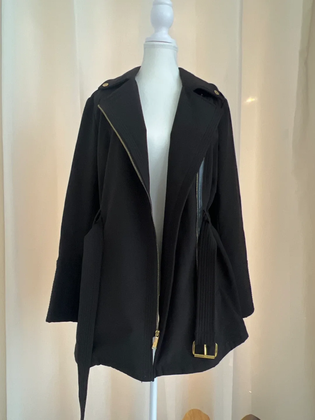 Michael Kors Black Belted Jacket - Size Small image indicator(5)